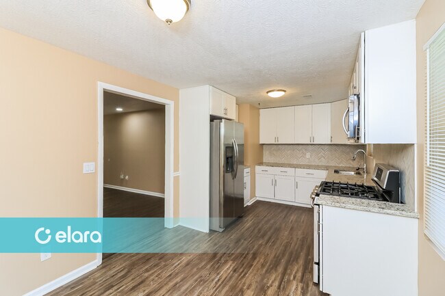 Foto del edificio - 2768 HORSESHOE BEND RD SW
