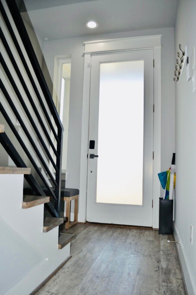Foto del edificio - 3304 Cline St