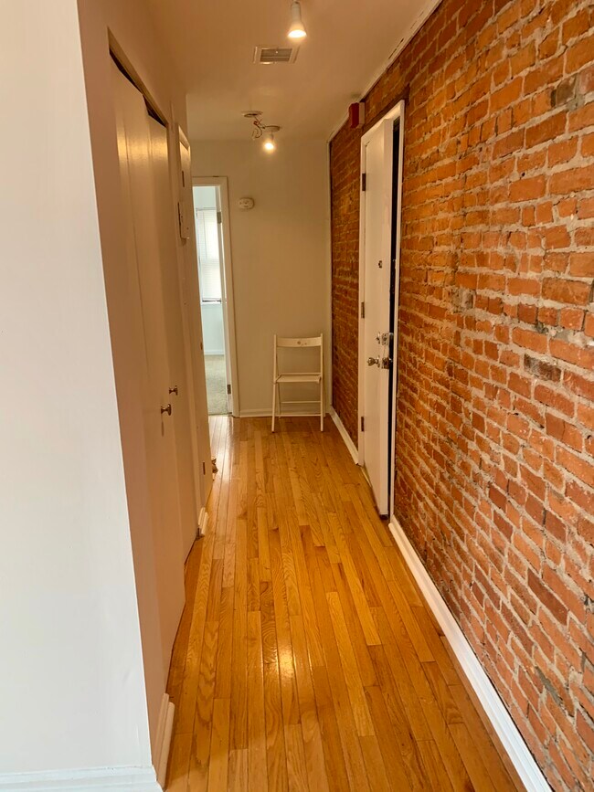 Building Photo - 2401 South St