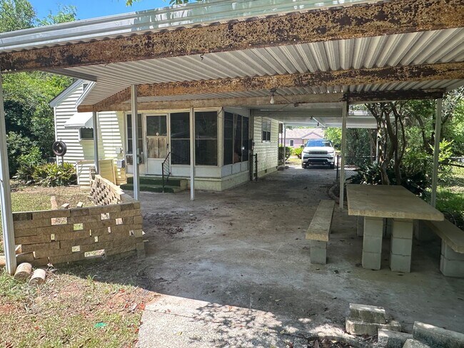 Foto del edificio - New Rental Available-2 Bedroom 1  Bath