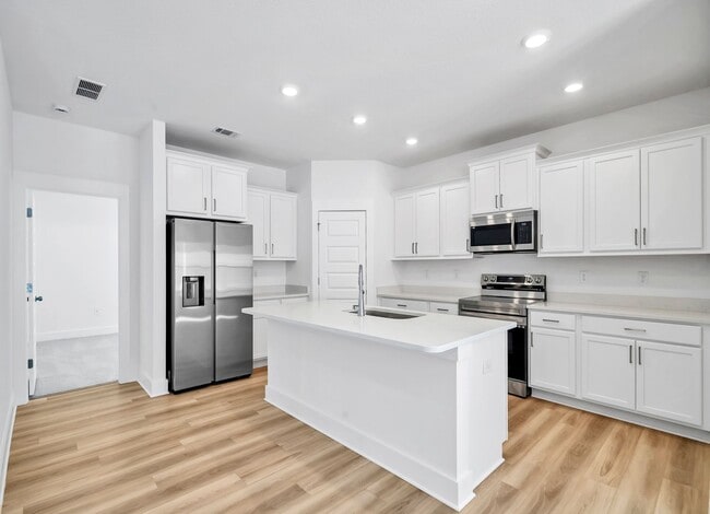 Foto del edificio - BRAND NEW!! 4bed/2bath Craftsman home