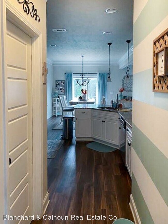 Building Photo - 5 br, 3 bath House - 186 Swinton Pond Road
