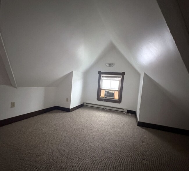 Building Photo - 72-74 Hanks St, Lowell