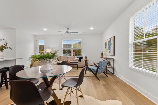 Foto del edificio - 3bd Marigold at Chapman Trace