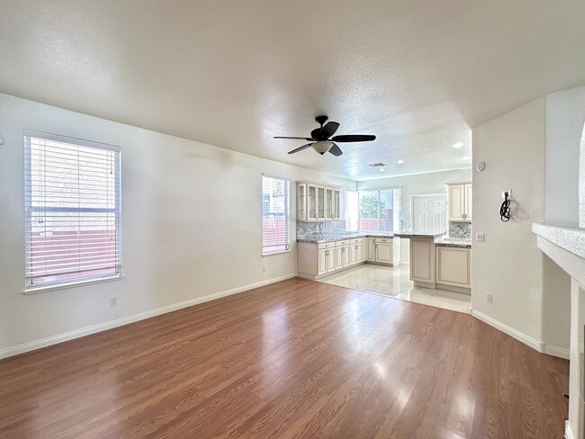 Building Photo - Cypress In The Hills At Summerlin By Lewis Homes