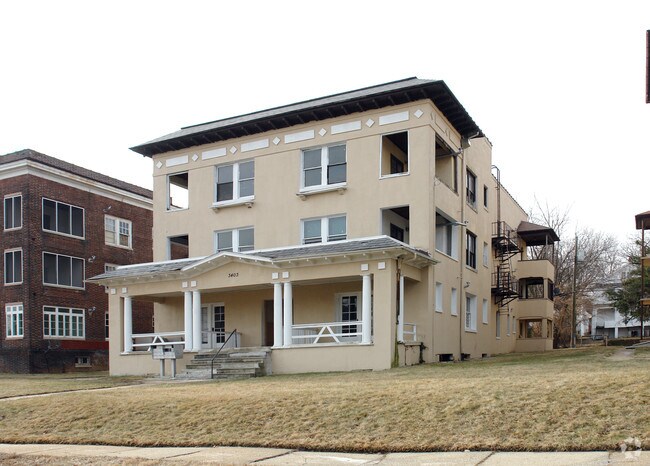 Foto del edificio - 3403 Fairview Ave