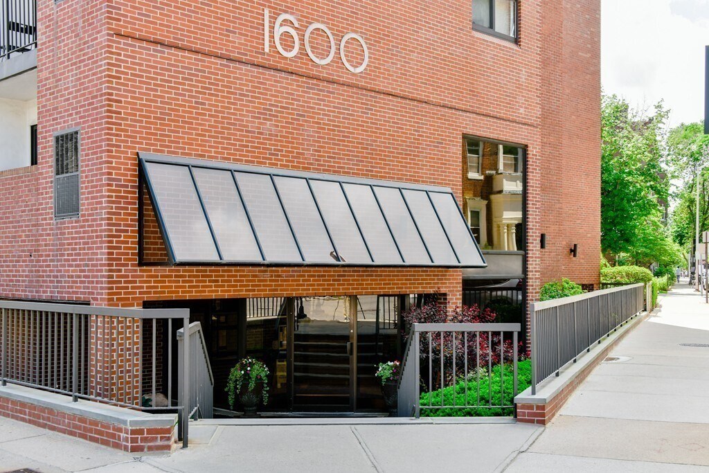 Primary Photo - 1600 Massachusetts Ave