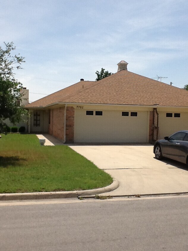 7700 Brandi Pl, North Richland Hills, TX 76182 Townhome Rentals in North Richland Hills TX