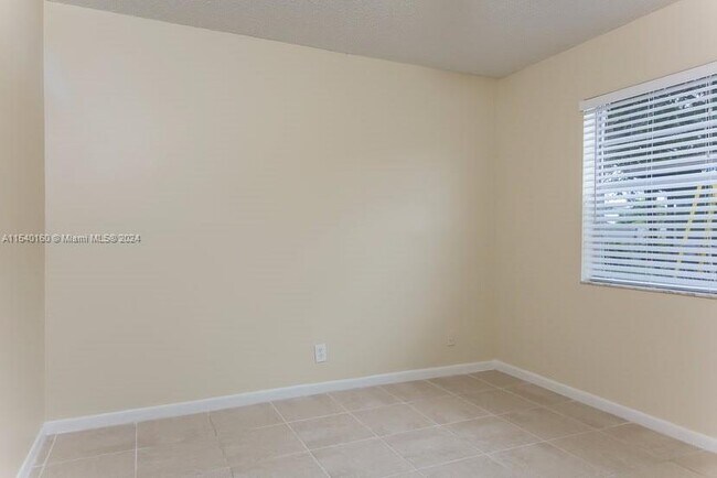 Foto del edificio - 414 SW 80th Terrace