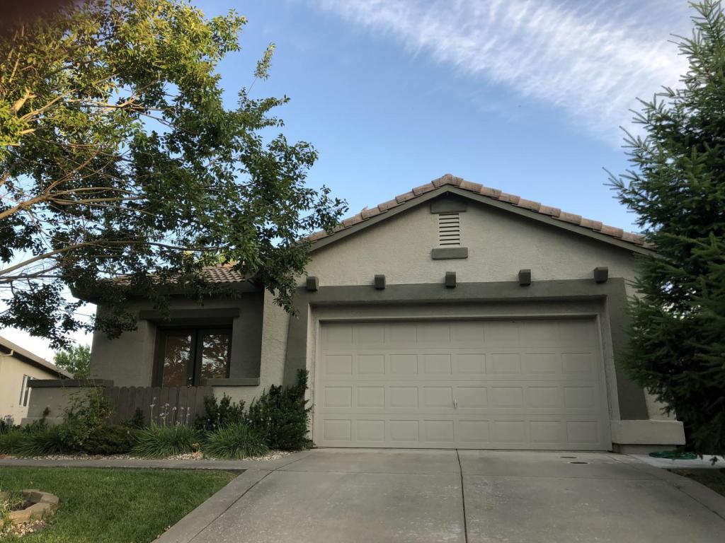 Foto principal - 2145 Paul Courter Way