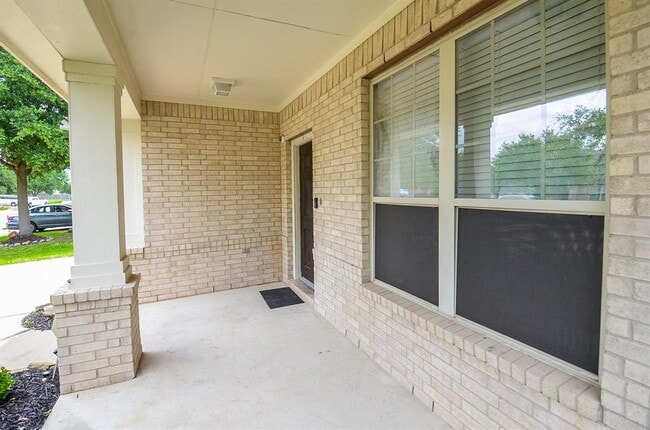 Foto del edificio - 4006 Autumn Pines Trail