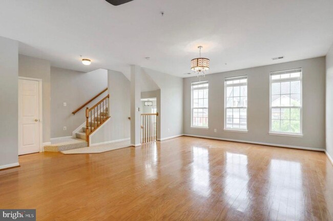 Foto del edificio - 5131 Anchorstone Dr