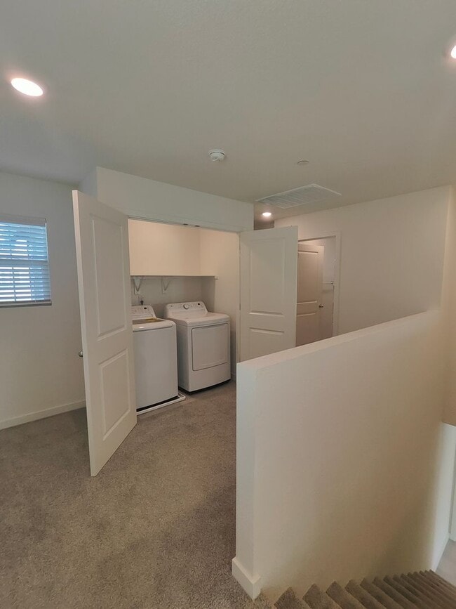 Foto del edificio - Beautiful 2024 Built 4/2.5 - New Subdivision!
