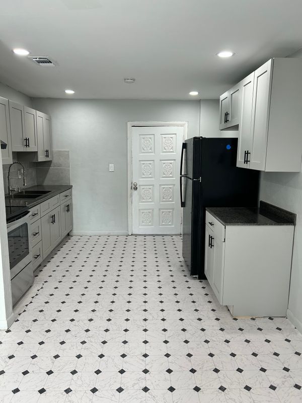 Foto del edificio - 1002 N 16th St