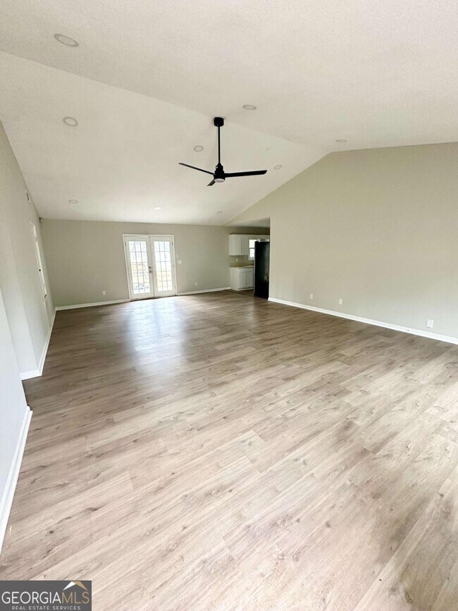 Foto del edificio - 93 Hartley Woods Dr