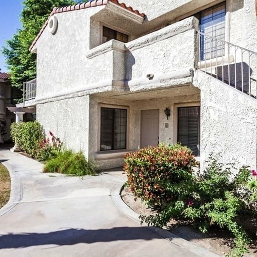 Primary Photo - Stylish Palm Springs Oasis with Private Po...