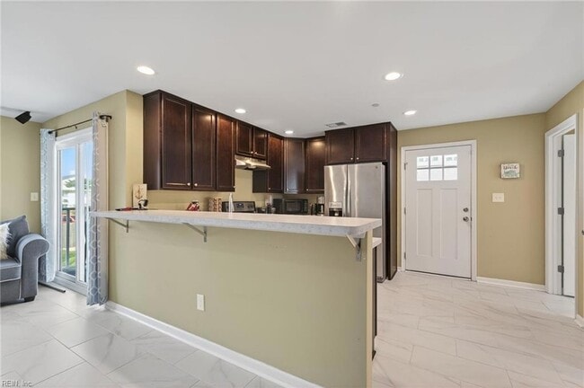 Foto del edificio - 1218 W Ocean View Ave