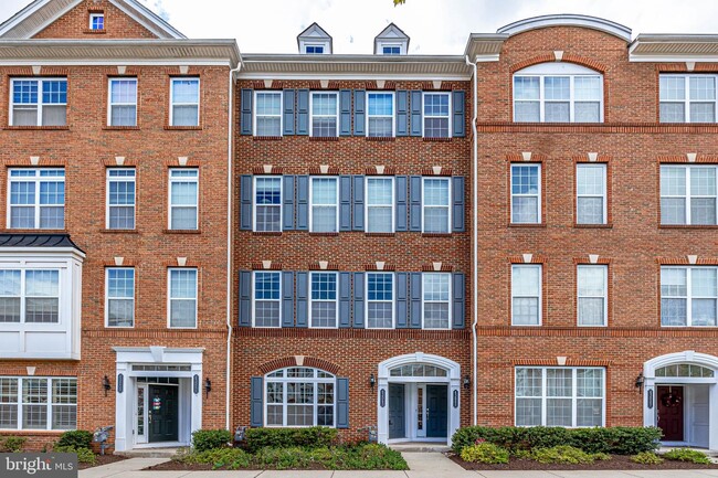Foto del edificio - 43043 Clarks Mill Terrace