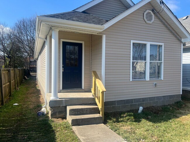 Foto del edificio - Spacious 3 Bedroom