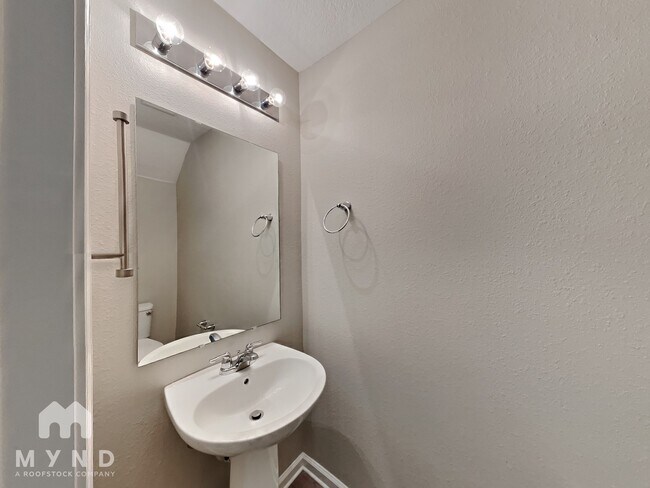 Foto del edificio - 752 Henley Ct