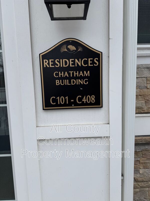 Foto del edificio - 320 Middlesex Ave