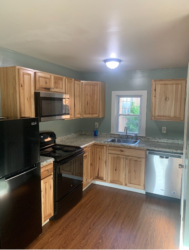 1036 Melrose Ave Unit C, Ambridge, PA 15003 Room for Rent in Ambridge