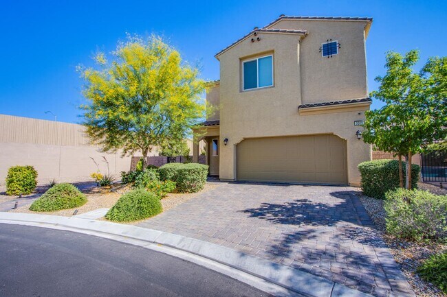 Building Photo - BEAUTIFUL 3 Bedroom, 3 Bath home with a loft Located in Southern Highlands