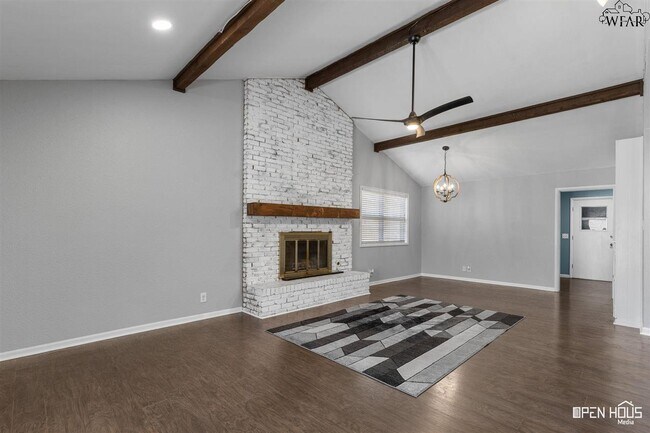 Building Photo - 4805 Big Bend Dr