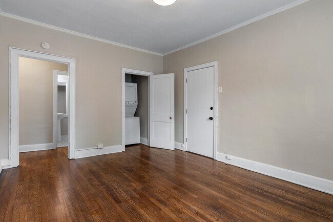 Building Photo - Stonewall Park Apartments