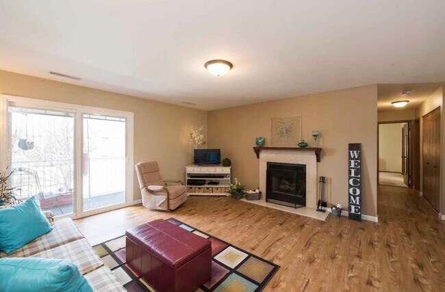 Foto del edificio - 9621 Merrillville Rd