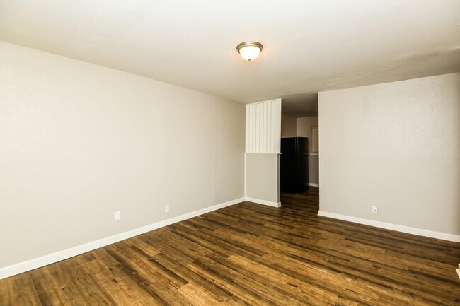 Building Photo - 2500 Normont Circle