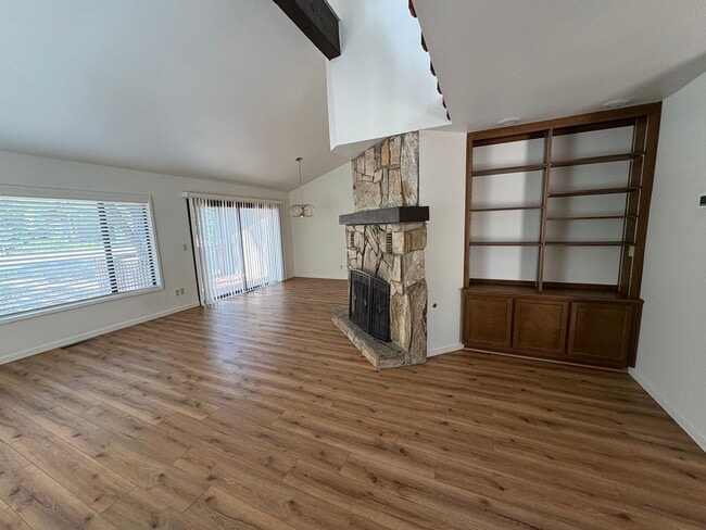 Building Photo - Beautiful Flagstaff Home
