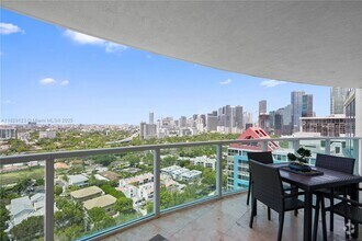 Building Photo - 2101 Brickell Ave