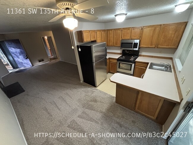 Building Photo - 11361 SW 135th Ave