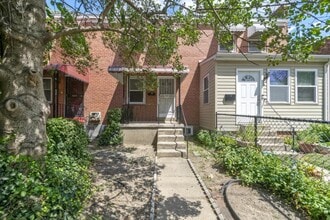Building Photo - 3033 Seamon Ave