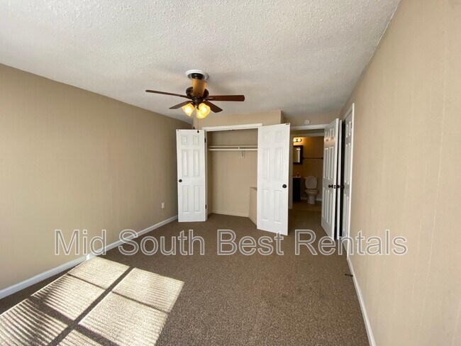 Building Photo - 3208 Tatum St