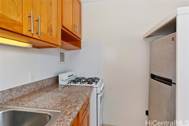 Building Photo - 750 Amana St