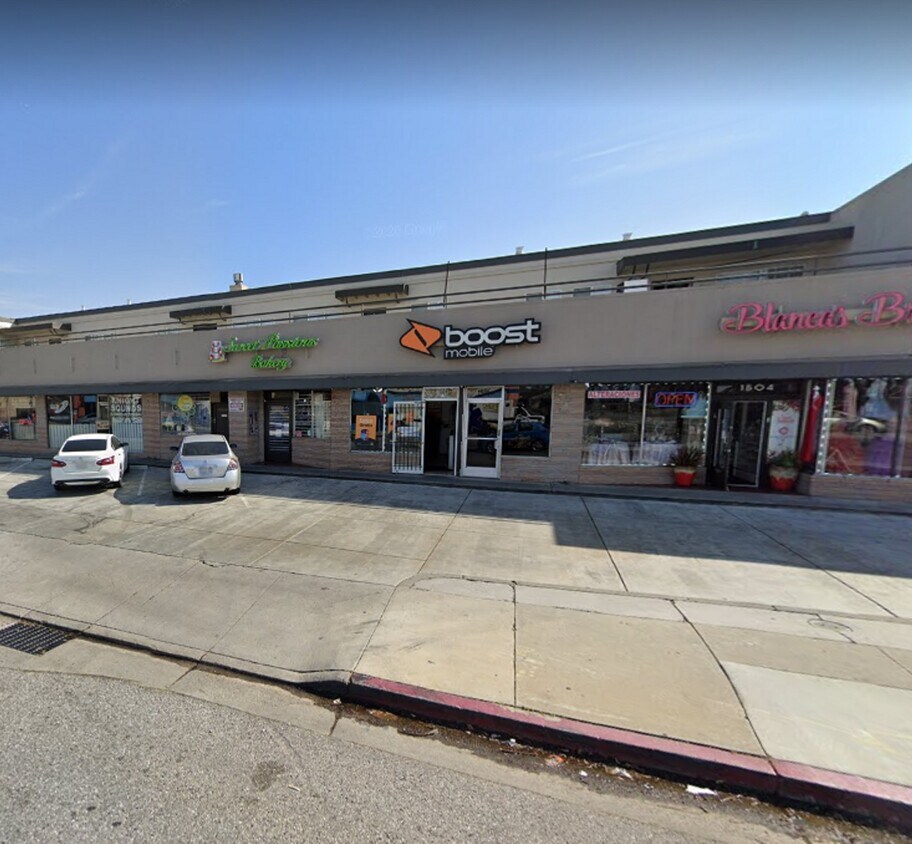Tiendas - Alum Rock Apartments