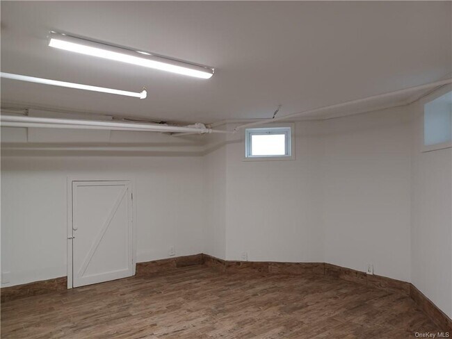 Building Photo - 120 Clinton Ave