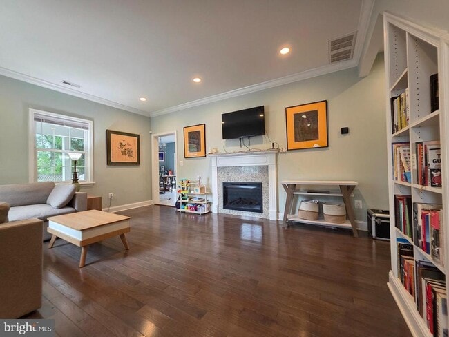 Foto del edificio - 1138 S Harrison St