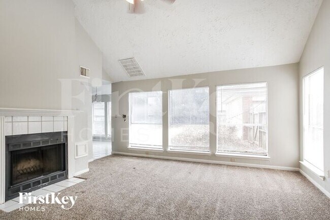 Building Photo - 5322 Santrey Dr