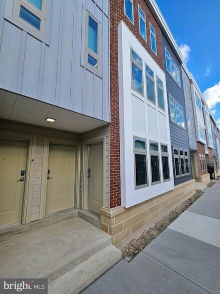 Foto del edificio - 200 Hamilton Ave