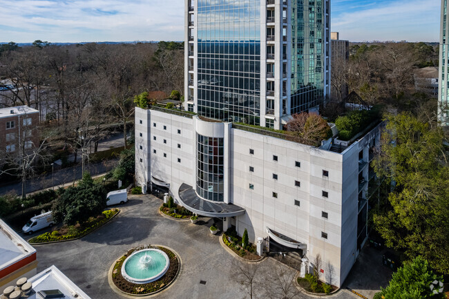 Aerial Photo - 2828 Peachtree Condominiums