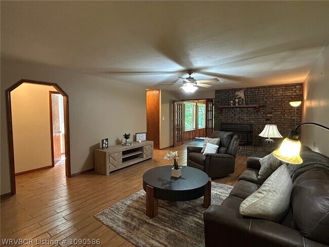 Foto del edificio - 17793 Orchard Ln