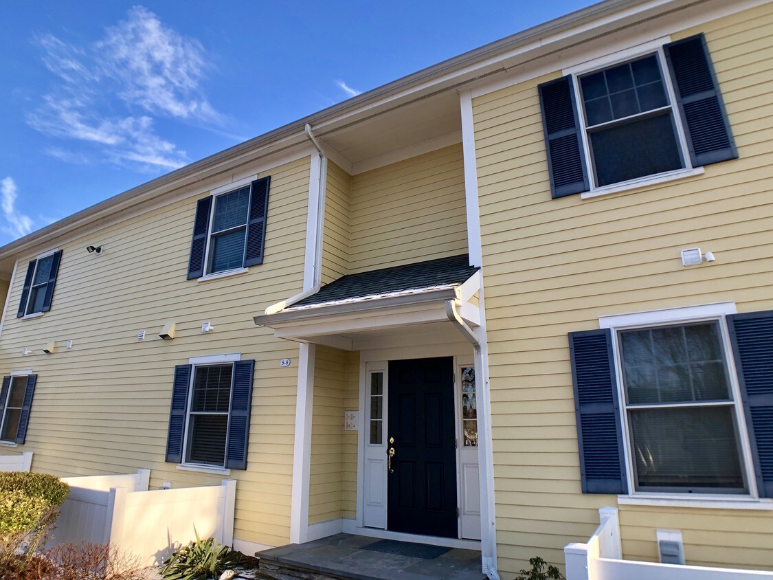 6 Silvermine Ave, Norwalk, CT 06850 Townhome Rentals in Norwalk CT