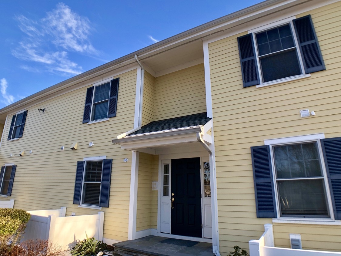 6 Silvermine Ave, Norwalk, CT 06850 Townhome Rentals in Norwalk CT