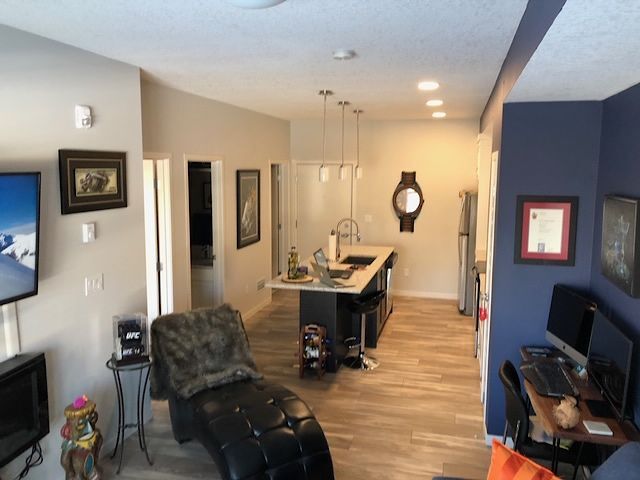 Photo du bâtiment - Cozy 1 Bedroom/1 Bath Condo in the Heart o...