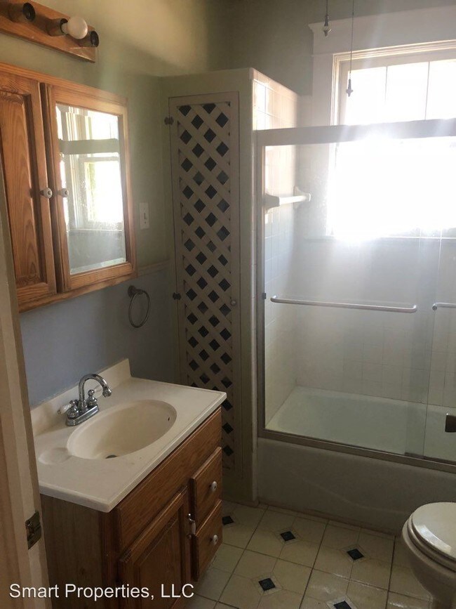 Foto del edificio - 2 br, 1 bath House - 502 S McKay Ave