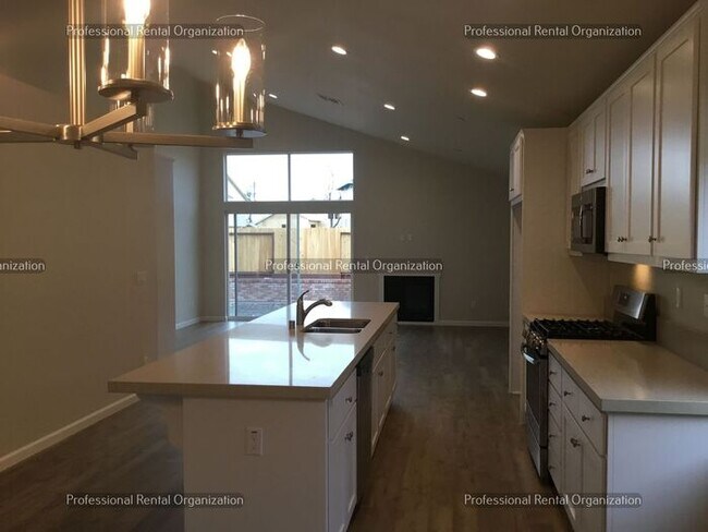Building Photo - Coming Soon- Coffey Park Charmer