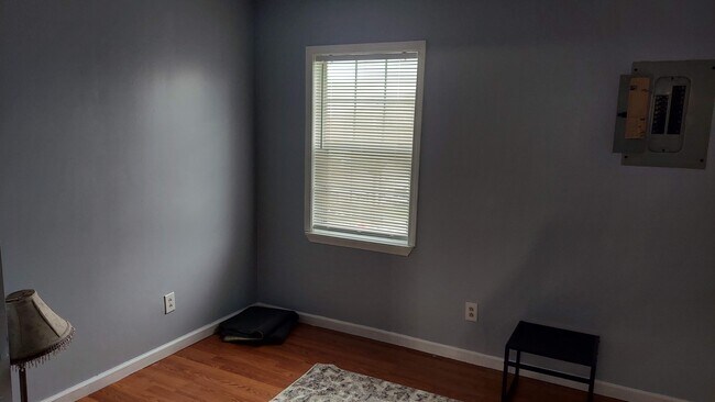 Foto del edificio - 600 Trudy St